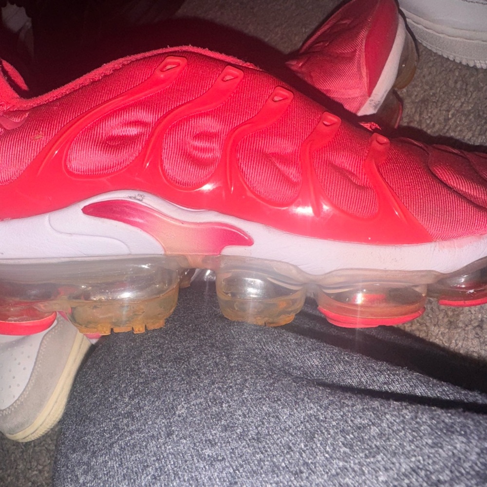 Women’s NikeVapor Max Pink 6.5